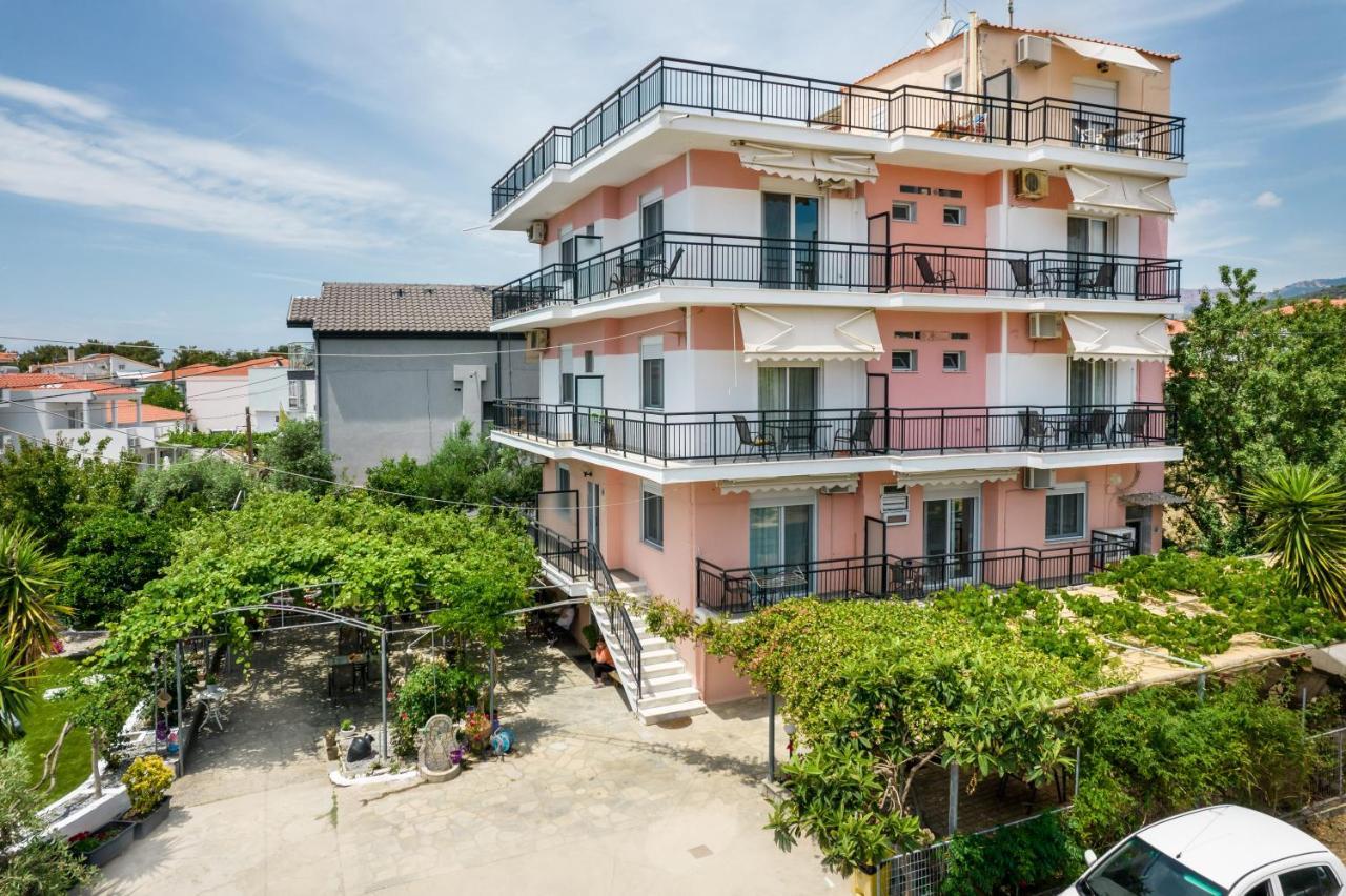 פוטוס Ianos Apartments מראה חיצוני תמונה