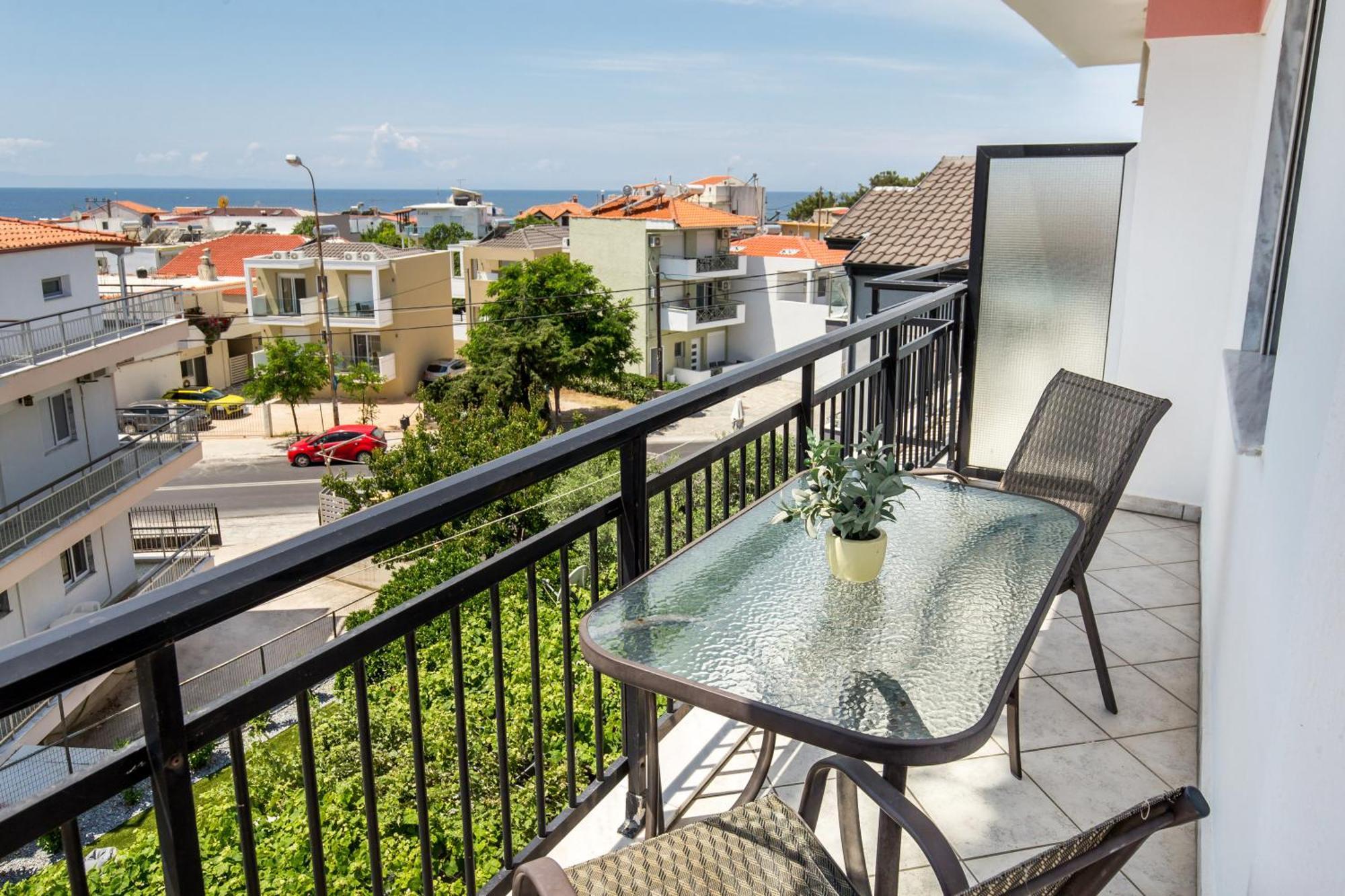 פוטוס Ianos Apartments מראה חיצוני תמונה