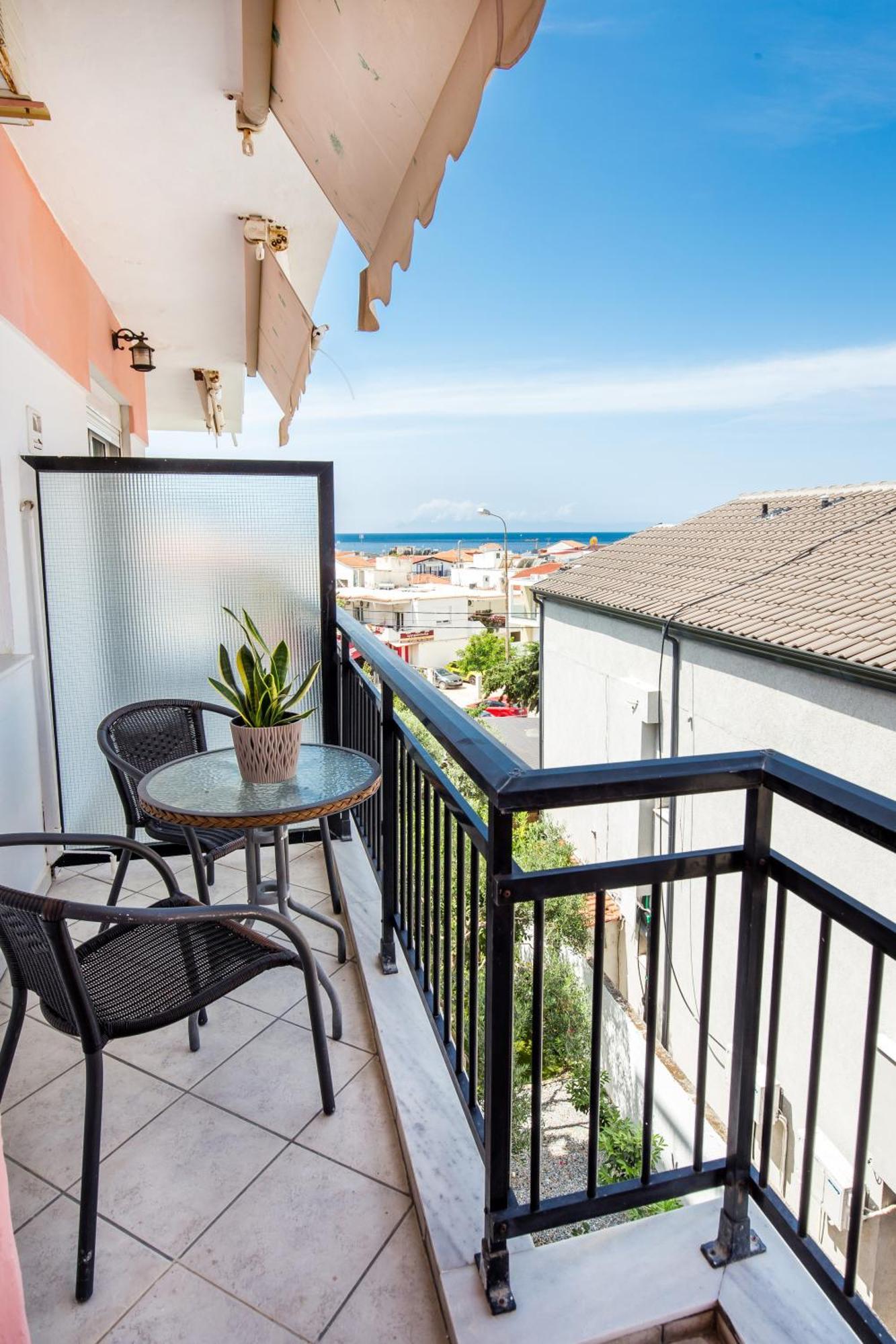 פוטוס Ianos Apartments מראה חיצוני תמונה
